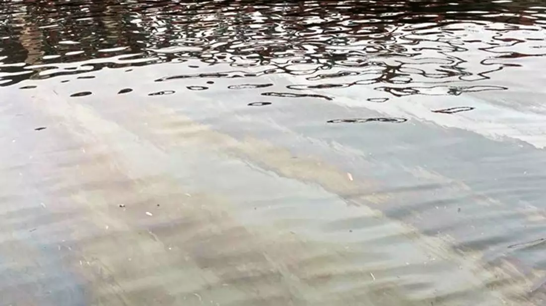 POL-DU: Meiderich: Wasserschutzpolizei ermittelt wegen Gewässerverunreinigung - Bild: presseportal.de
