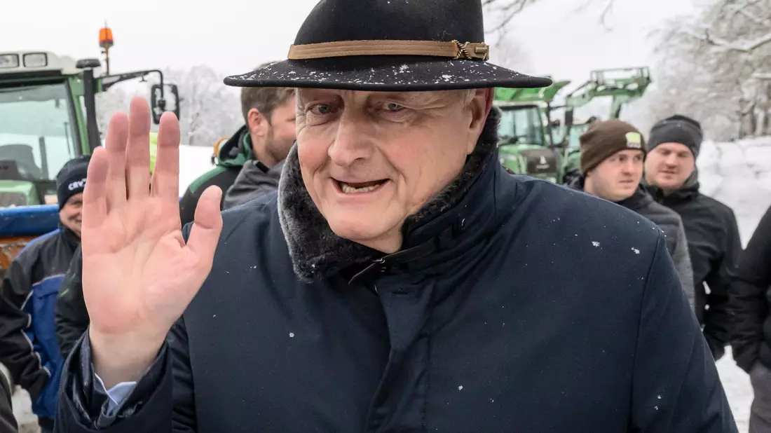 Joachim Rukwied, Präsident des Deutschen Bauernverbandes, erwartet vom Gespräch mit den Fraktionschefs der Ampel-Koalition eine Lösung in der Kernfrage des Agrardiesels. - Bild: Peter Kneffel/dpa