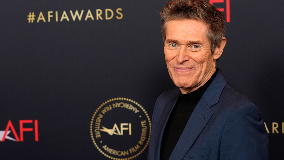 Die Trophäen-Saison ist in Hollywood in vollem Gange: Willem Dafoe kommt zur Verleihung der AFI Awards in Beverly Hills. - Foto: Chris Pizzello/Invision/AP