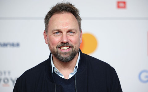 Moderator Steven Gätjen ist für die Erhaltung von Ausgehmöglichkeiten und fordert mehr Unterstützung für die Kultur. - Foto: Christian Charisius/dpa