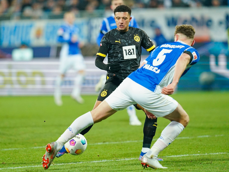 Legte bei seinem Comeback für den BVB direkt ein Tor auf: Jadon Sancho. - Foto: Uwe Anspach/dpa