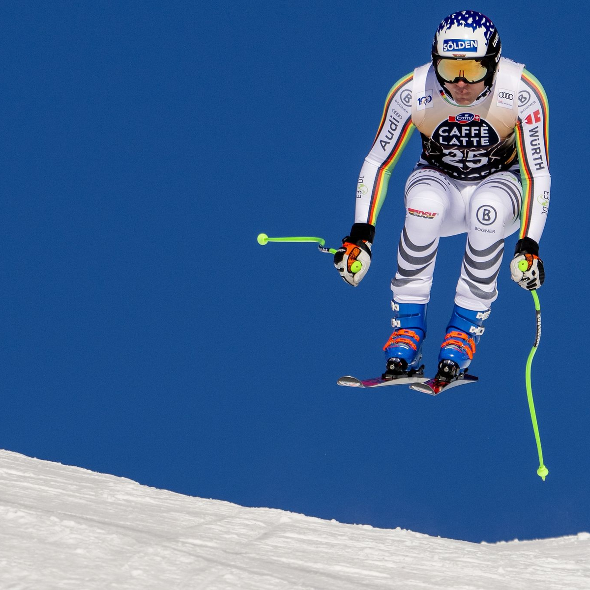 Am Samstag geht er aber in Kitzbühel noch einmal an den Start: Thomas Dreßen. - Foto: Jean-Christophe Bott/KEYSTONE/dpa