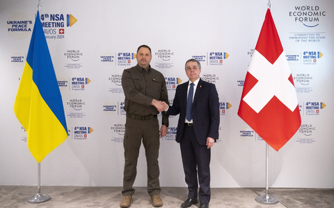 Einen Tag vor Beginn des Weltwirtschaftsforums (WEF) organisieren die Ukraine und die Schweiz in Davos eine Konferenz zu den ukrainischen Friedensplänen. - Foto: Gian Ehrenzeller/KEYSTONE/dpa Einen Tag vor Beginn des Weltwirtschaftsforums (WEF) organisieren die Ukraine und die Schweiz in Davos eine Konferenz zu den ukrainischen Friedensplänen. - Foto: Gian Ehrenzeller/KEYSTONE/dpa