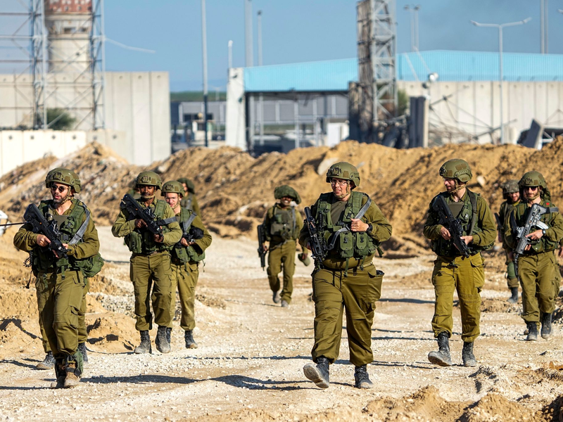 Zum 100. Kriegstag veröffentlicht die israelische Armee eine Datenauflistung. Etwa 9000 Terroristen der Hamas und anderer Terrorgruppen seien getötet worden. - Foto: Ariel Schalit/AP/dpa