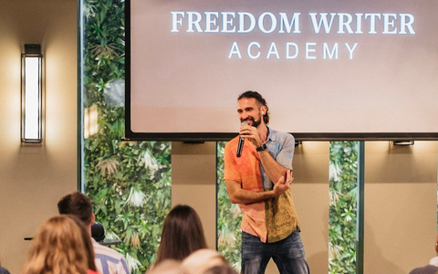 Sichtbarkeit ist nicht alles: Philipp Follmer erklĂ€rt, was Unternehmen tun mĂŒssen, um sich im Onlinemarketing wirklich von der Konkurrenz abzuheben - Foto: presseportal.de Sichtbarkeit ist nicht alles: Philipp Follmer erklĂ€rt, was Unternehmen tun mĂŒssen, um sich im Onlinemarketing wirklich von der Konkurrenz abzuheben - Foto: presseportal.de