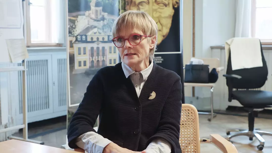 Ulrike Lorenz, die Präsidentin der Klassik Stiftung Weimar, im Gespräch mit der Deutschen Presse-Agentur. - Bild: Bodo Schackow/dpa
