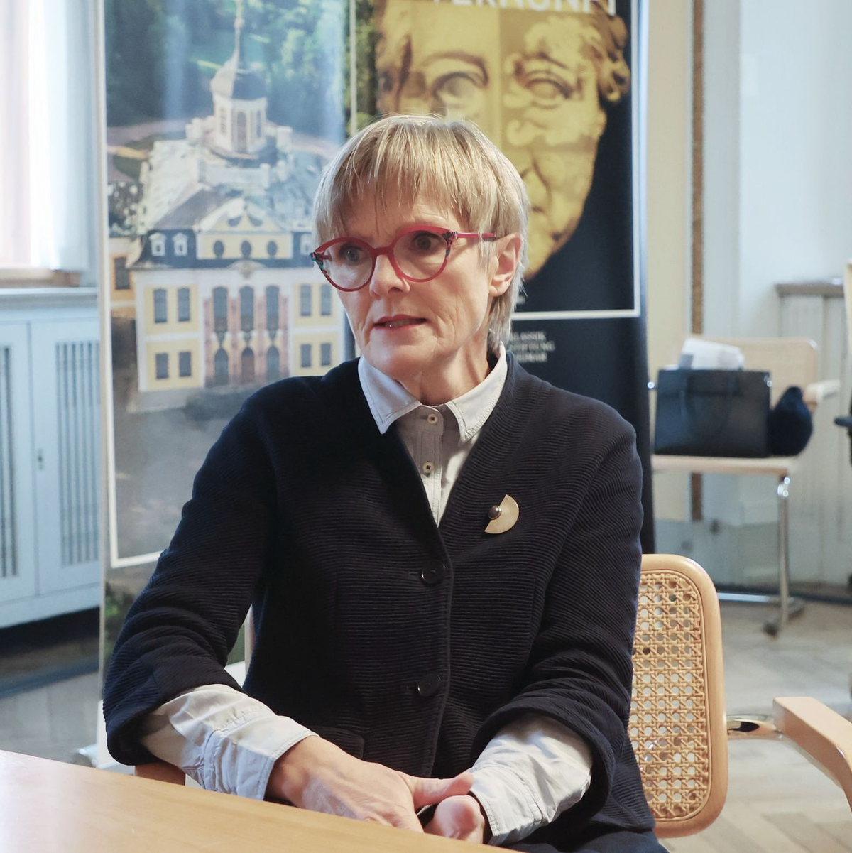 Ulrike Lorenz, die Präsidentin der Klassik Stiftung Weimar, im Gespräch mit der Deutschen Presse-Agentur. - Foto: Bodo Schackow/dpa