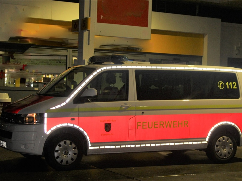 POL-MI: Teamarbeit: Polizei und Feuerwehr nehmen mutmaßlichen Fahrzeugdieb fest - Foto: presseportal.de