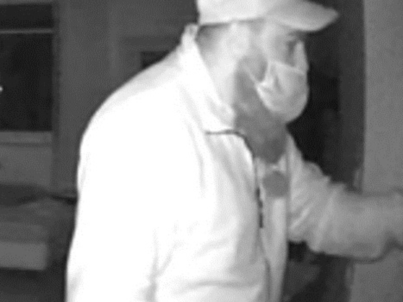 POL-ROW: ++ Öffentlichkeitsfahndung nach unbekannten Wohnungseinbrechern ++ - Foto: presseportal.de