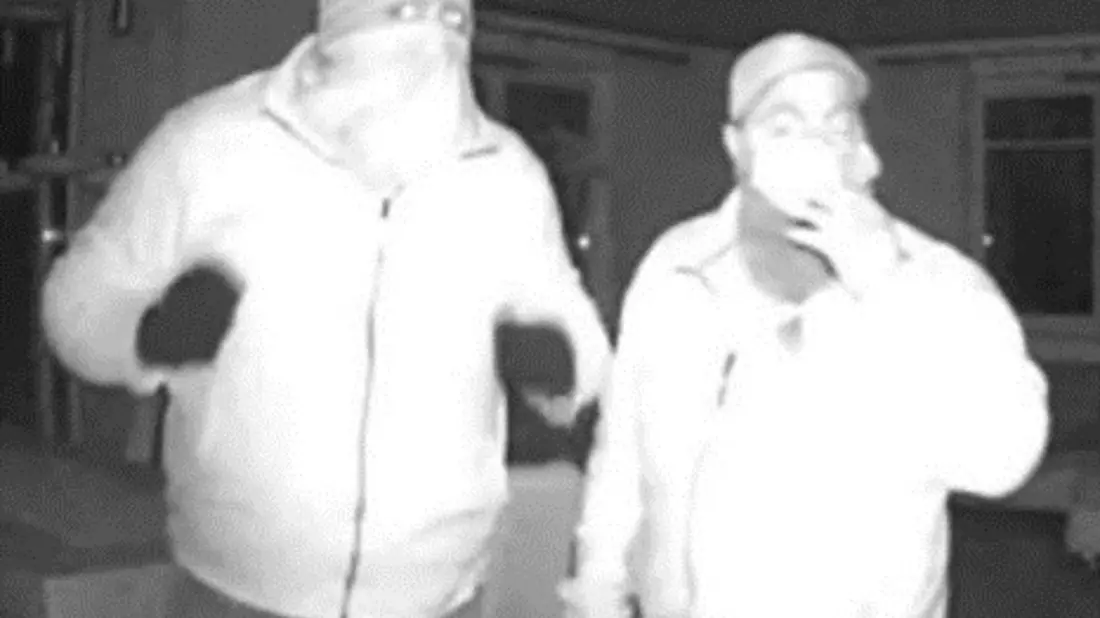 POL-CUX: Mitfahdungsersuchen der Polizei Rotenburg nach unbekannten Wohnungseinbrechern - Bild: presseportal.de