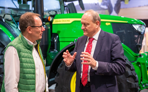 Grüne Woche 2024: Nachhaltige Landwirtschaft auch ohne Subventionen? / ErlebnisBauernhof zeigt die Zukunft der deutschen Agrarbranche - Foto: presseportal.de