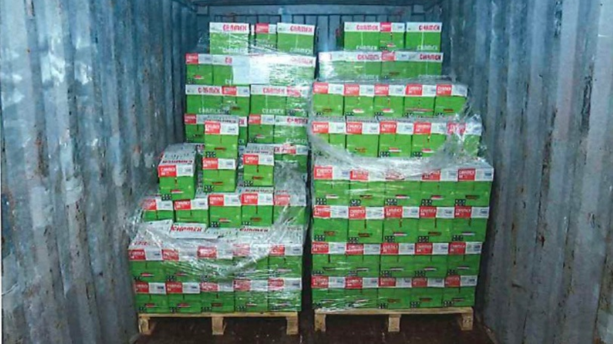 ZOLL-H: Gemeinsame Pressemitteilung des Zollfahndungsamts Hannover, des LKA Bremen und der Staatsanwaltschaft Bremen: Erfolgreicher Schlag gegen Kokainschmuggler aus Bremen und dem Umland - Foto: presseportal.de