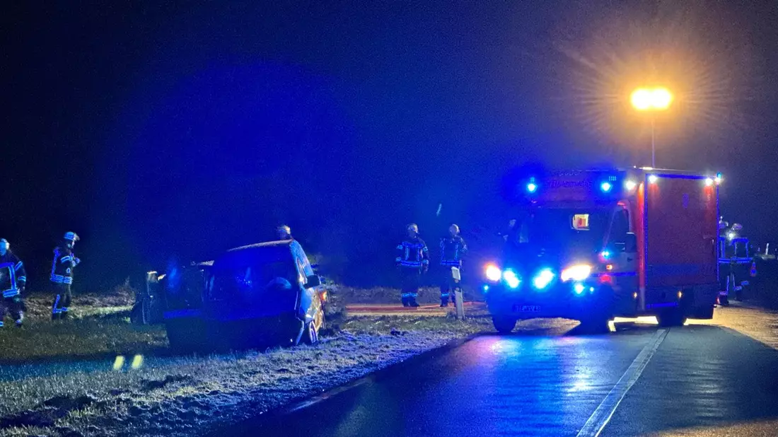 FFW Schwalmtal: Technische Hilfeleistung nach Verkehrsunfall - Bild: presseportal.de