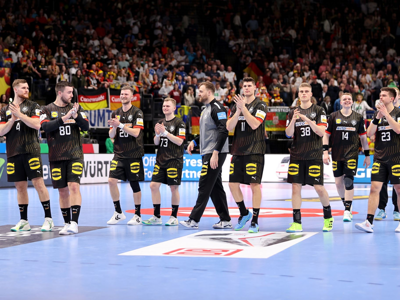 Die deutsche Handball-Nationalmannschaft ist vor dem Spiel gegen Frankreich selbstbewusst. - Foto: Andreas Gora/dpa