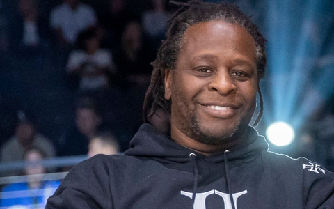 Der Moderator Mola Adebisi wird Papa. - Foto: Marco Steinbrenner/dpa