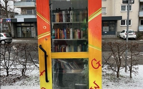 POL-PDLU: Speyer - Sachbeschädigung an öffentlichem Bücherschrank - Foto: presseportal.de