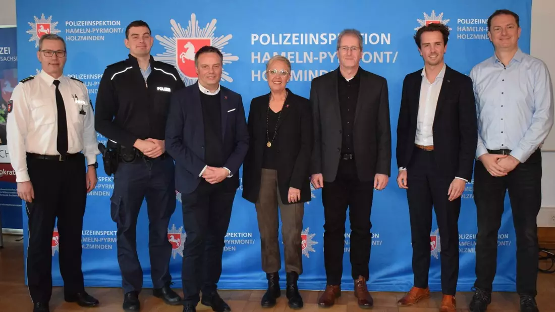 POL-HM: Sicherheit am Hamelner Bahnhof - Bild: presseportal.de