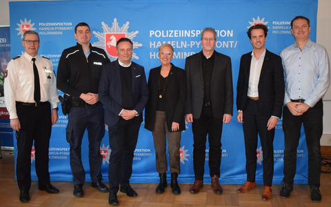 POL-HM: Sicherheit am Hamelner Bahnhof - Foto: presseportal.de