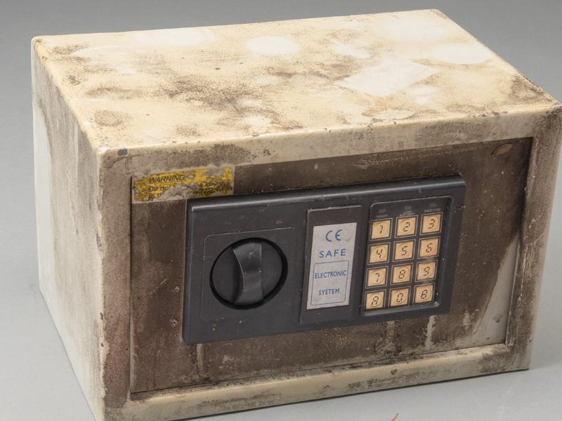 POL-LIP: Detmold-Pivitsheide. Tresor gefunden - Besitzer gesucht. - Foto: presseportal.de