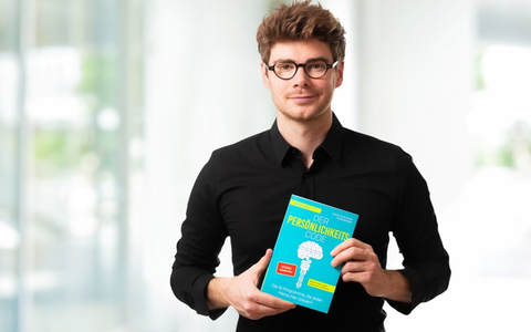 Menschen überzeugen, motivieren und führen: Youri Keifens erläutert die Macht von Meta-Programmen in der Kommunikation - Foto: presseportal.de