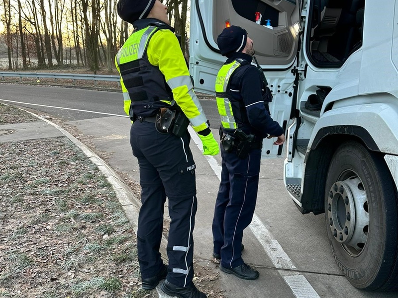Geschafft! Knapp 350 Soldatinnen und Soldaten der 66. deutschen Nimwegen-Delegation der Bundeswehr bekamen ihre Auszeichnung auf der Charlemagne - Foto: presseportal.de