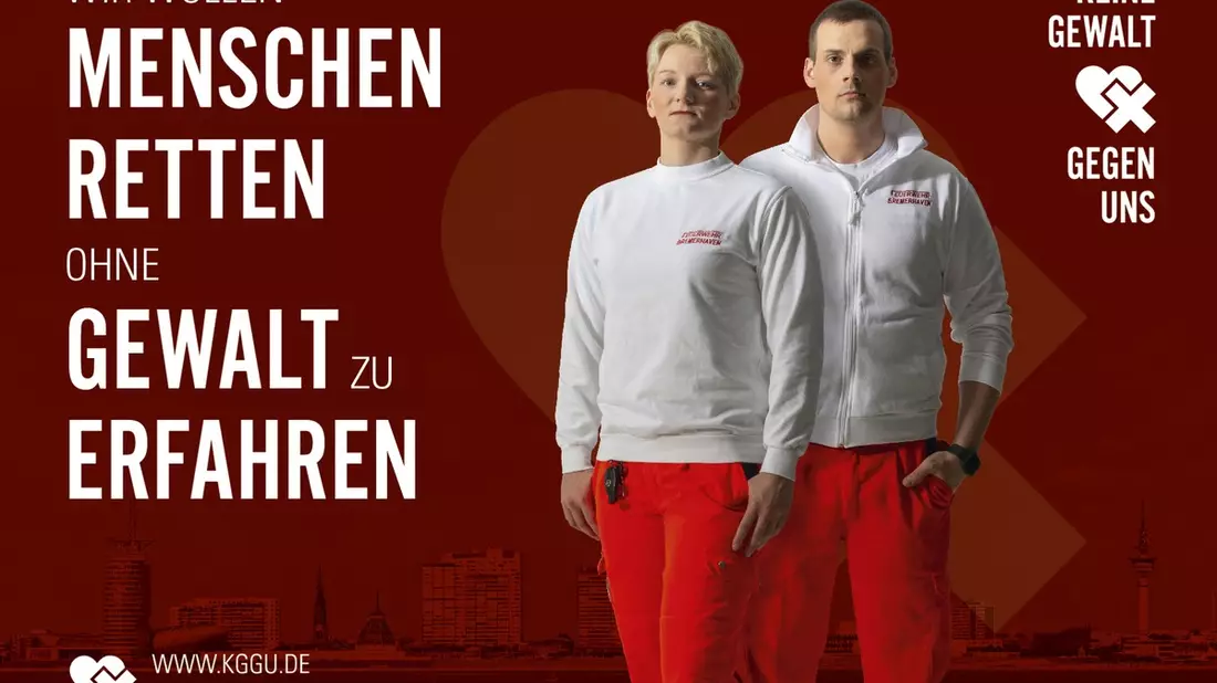 FW Bremerhaven: Gemeinsame Pressemitteilung von Polizei und Berufsfeuerwehr Bremerhaven: Minderjährige Randalierer treten gegen Rettungswagen der Feuerwehr Bremerhaven - Bild: presseportal.de