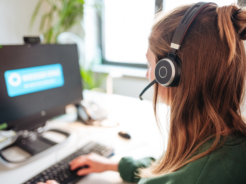 WEISSER RING sucht ehrenamtliche Helferinnen und Helfer für das Opfer-Telefon / Erstmals bundesweite Ausschreibung - Foto: presseportal.de