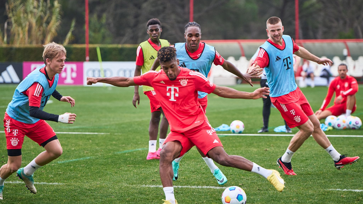 Eric Dier (r) reist wegen der Geburt seines ersten Kindes vorzeitig aus dem Bayern-Trainingslager ab. - Foto: -/FC Bayern München 
/dpa