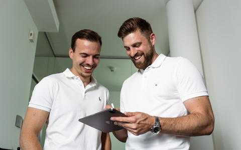 Ist Auslands-Recruiting die Lösung für die Pflegebranche? Max Grinda und Felix Hahnewald klären auf - Foto: presseportal.de Ist Auslands-Recruiting die Lösung für die Pflegebranche? Max Grinda und Felix Hahnewald klären auf - Foto: presseportal.de