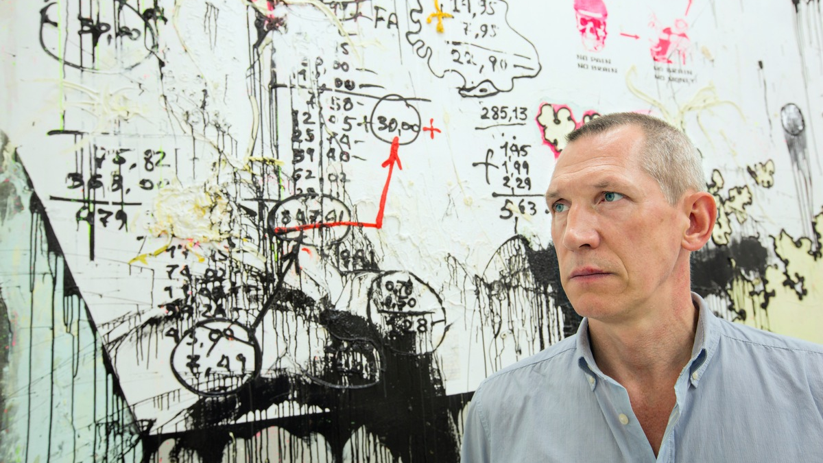 RED LINE - DAYS OF WAR 2022-2024: Deutsch-russischer Künstler Alexei Kostroma schafft meditative Chronik des Ukrainekriegs in Ölgemälden / Installation wird zwei Jahre alt - Foto: presseportal.de