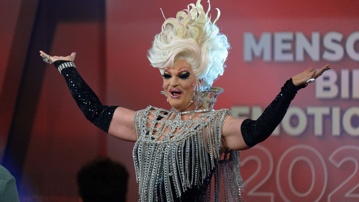 Mit ihrem Projekt «Olivia macht Schule» setzt Olivia Jones sich dafür ein, dass Kinder und Jugendliche Zugang zum Lesen finden. - Foto: Henning Kaiser/dpa