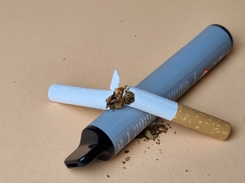 E-Zigaretten: Jugendschutz und Rauchstopp - Foto: presseportal.de