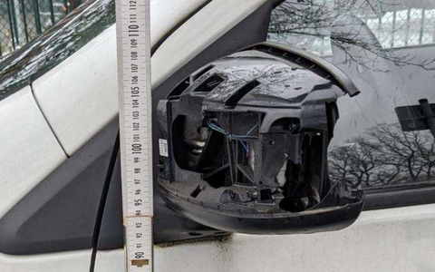 POL-SE: Schenefeld - Verkehrsunfallflucht - Polizei bittet um Zeugenhinweise - Foto: presseportal.de POL-SE: Schenefeld - Verkehrsunfallflucht - Polizei bittet um Zeugenhinweise - Foto: presseportal.de