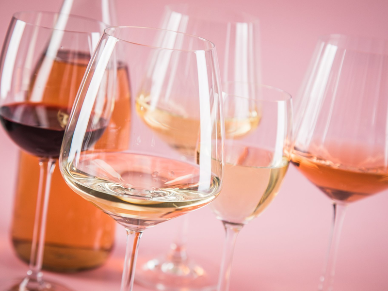 Die Menschen haben im vergangenen Wirtschaftsjahr weniger Wein getrunken als im Vorjahreszeitraum. - Foto: Christin Klose/dpa-tmn