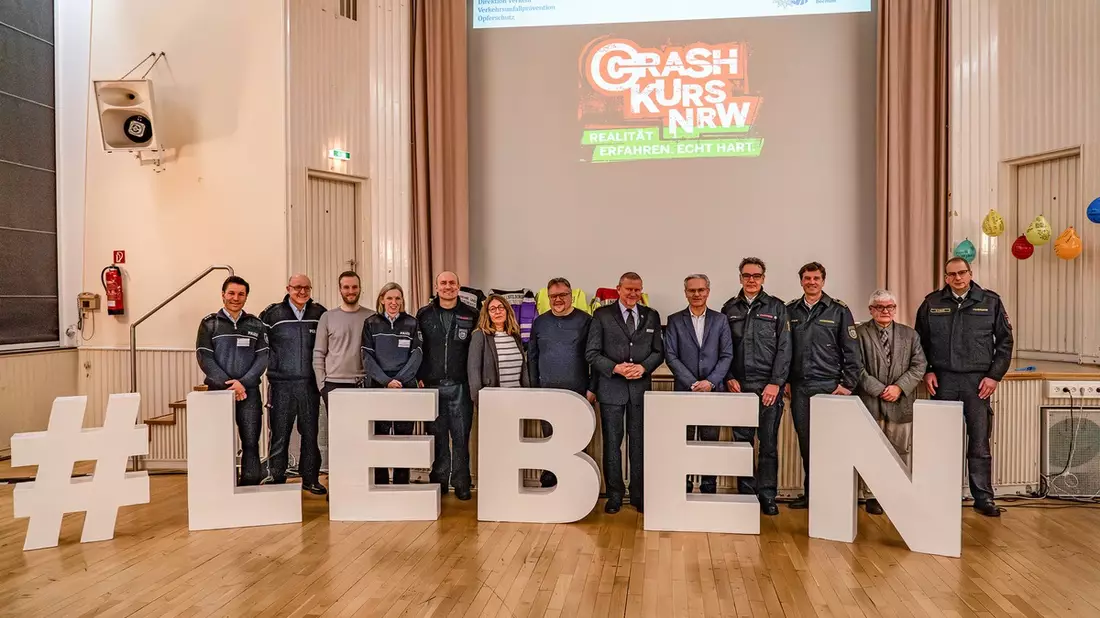 POL-BO: 100. Veranstaltung in Bochum: Crash Kurs NRW mit mehreren Ehrengästen - Bild: presseportal.de
