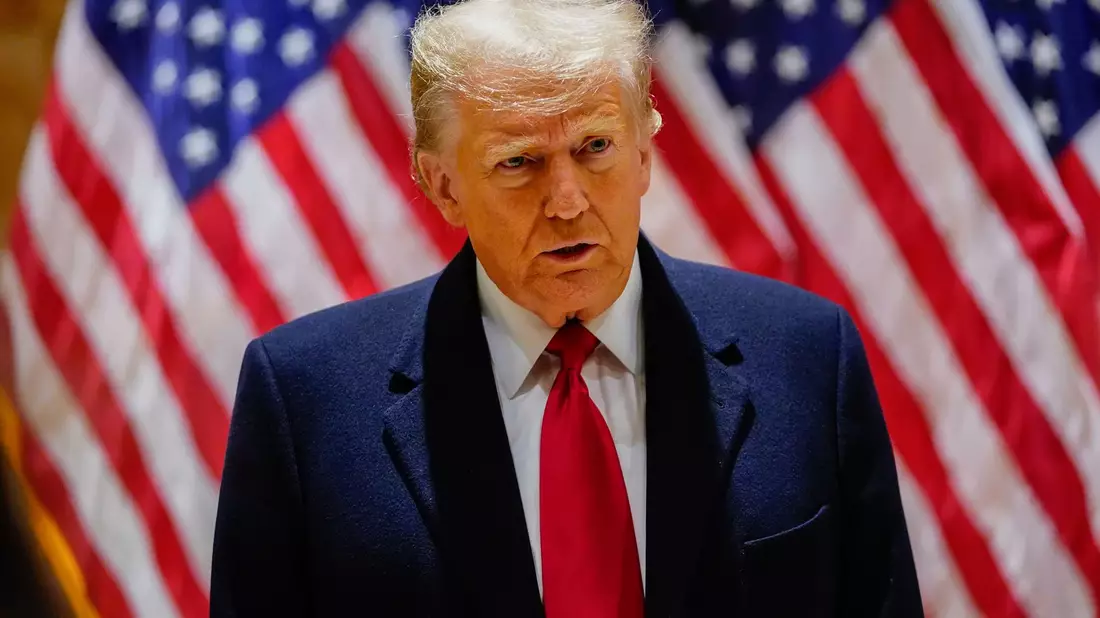 Trump versucht generell, auf allen möglichen Wegen Geld in seine Wahlkampfkasse zu spülen. - Bild: Frank Franklin II/AP/dpa