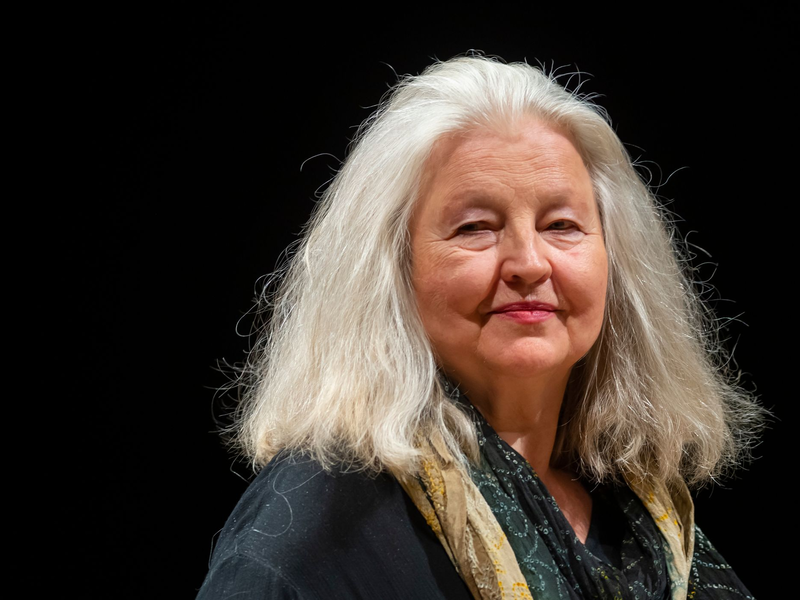 Schauspielerin Hanna Schygulla darf sich über einen besonderen Preis freuen. - Foto: Matthias Rietschel/dpa