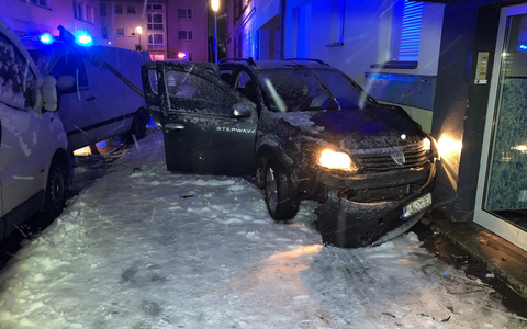 POL-ME: Schnee im Kreis Mettmann: Zahlreiche Unfälle - glücklicherweise mit meist glimpflichem Ausgang - Kreis Mettmann - 2401067 - Foto: presseportal.de