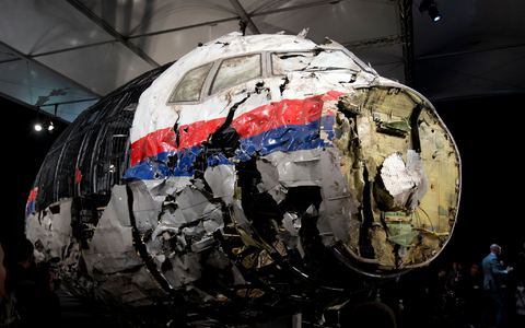 Beim Abschuss einer malaysischen Boeing über der Ostukraine 2014 wurden 289 Menschen getötet. (Archivbild) - Foto: Peter Dejong/AP/dpa Beim Abschuss einer malaysischen Boeing über der Ostukraine 2014 wurden 289 Menschen getötet. (Archivbild) - Foto: Peter Dejong/AP/dpa