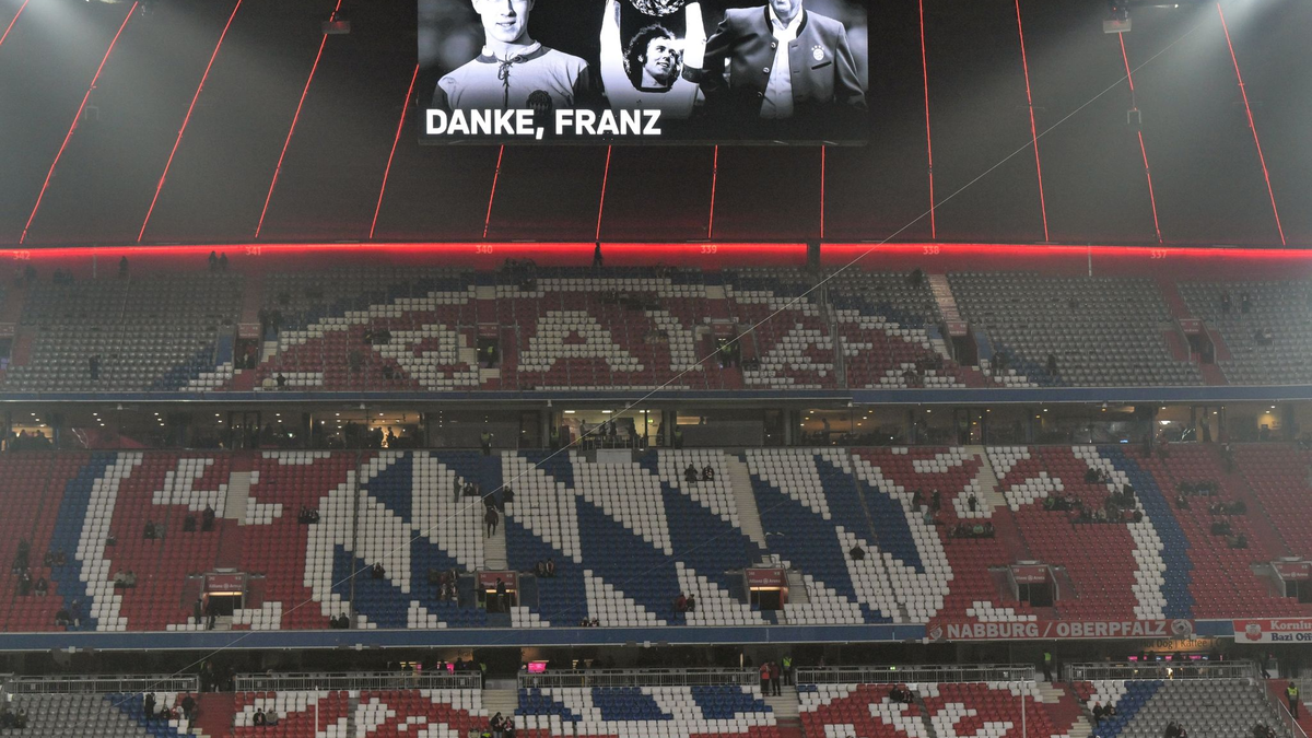 Die Gedenkfeier für Franz Beckenbauer findet am Freitag in der Allianz Arena in München statt. - Foto: Peter Kneffel/dpa