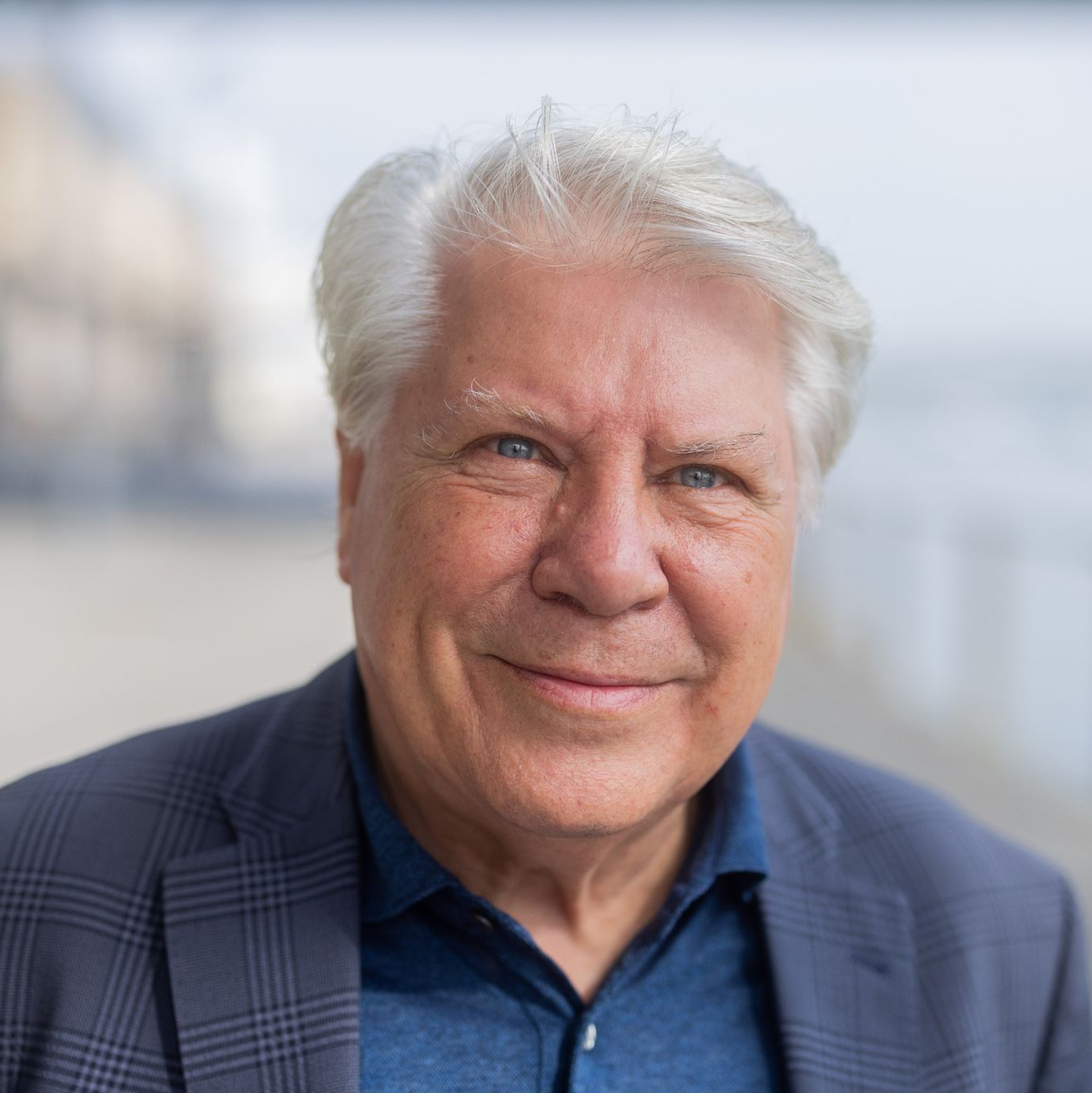 Philosoph und Sportsoziologe Gunter Gebauer: «Fußball-Einsatz gegen rechts hat hohen Wert.» - Foto: Rolf Vennenbernd/dpa