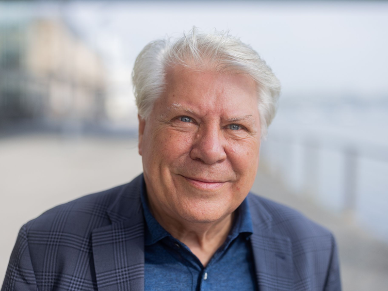 Philosoph und Sportsoziologe Gunter Gebauer: «Fußball-Einsatz gegen rechts hat hohen Wert.» - Foto: Rolf Vennenbernd/dpa