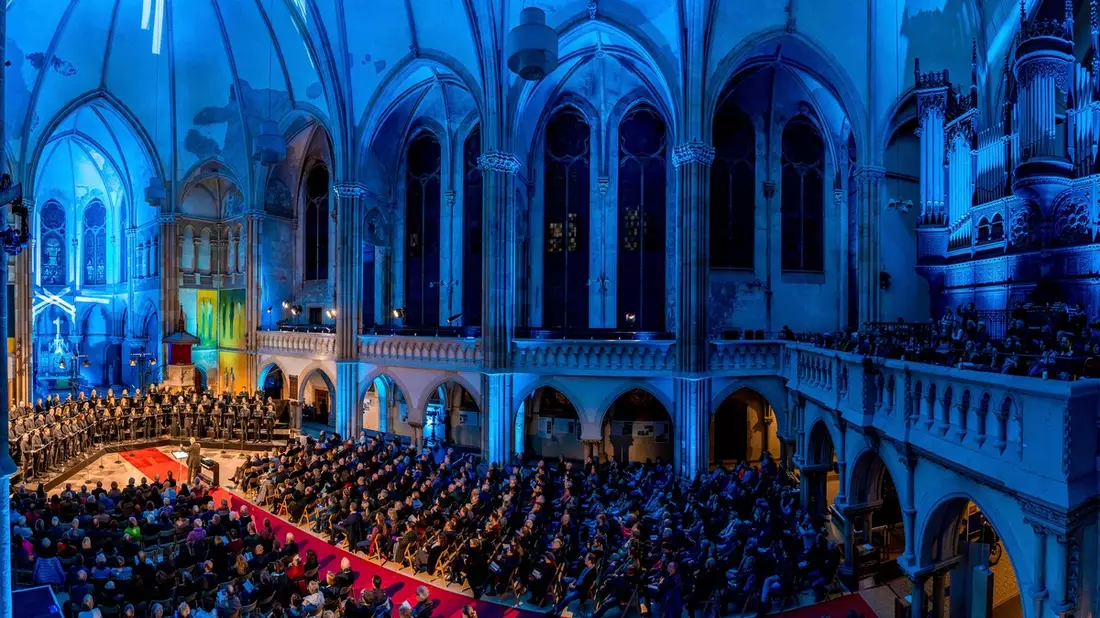 100 Jahre Mission Musik: MDR-Rundfunkchor startet Jubiläumsjahr mit James MacMillans Neuvertonung von Hildegard von Bingen - Bild: presseportal.de