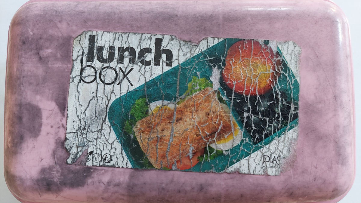 POL-WHV: Polizei sucht Eigentümer sowie Zeugen nach Sicherstellung in der Schillerstraße (mit Fotos)- Wer kann Hinweise zu den im Pkw aufgefundenen Gegenständen geben? - Foto: presseportal.de