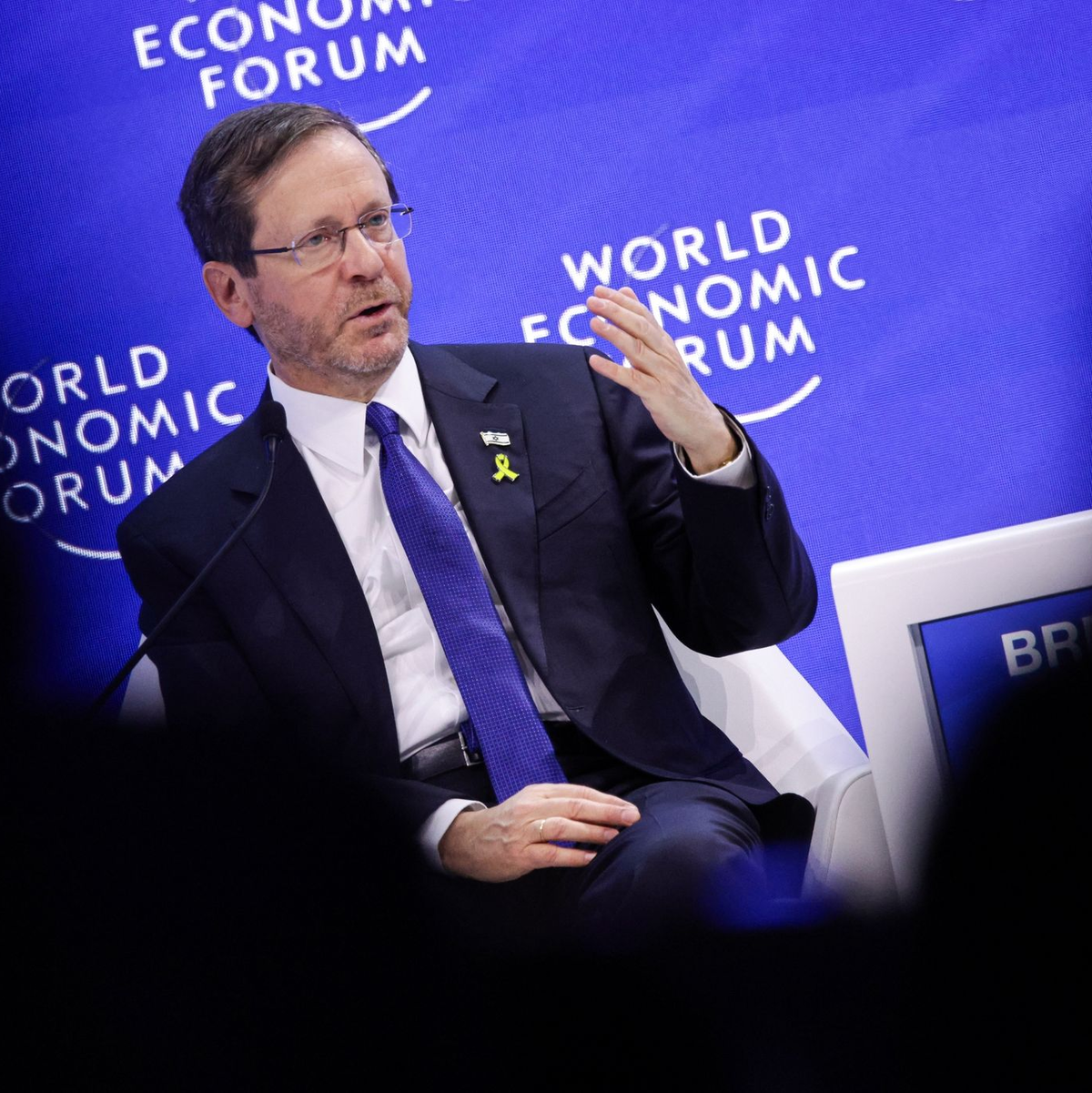 Israels Präsident Izchak Herzog spricht auf einer Veranstaltung beim Weltwirtschaftsforum in Davos. - Foto: Hannes P. Albert/dpa