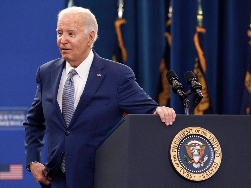 Shutdown abgewendet: Der US-Kongress hat ein Gesetz verabschiedet, das die Finanzierung der Regierung bis in den März hinein sicherstellt. Präsident Joe Biden muss es noch unterschreiben - dies gilt aber als Formalie. - Foto: Ben McKeown/FR171414 AP/AP