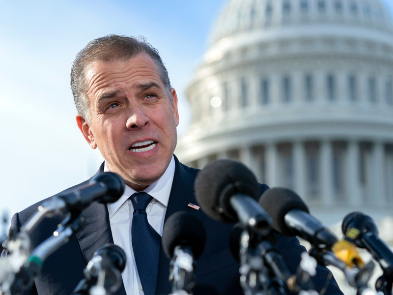Präsidentensohn Hunter Biden vor dem US-Kapitol. - Foto: Jose Luis Magana/AP/dpa