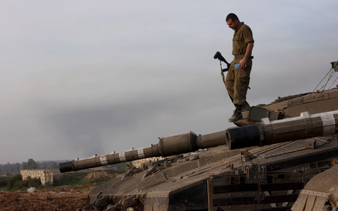 Kann es eine Zweistaatenlösung nach dem Gaza-Krieg geben? Nein, sagt der israelische Premierminister Netanjahu. Unterdessen gehen die Kämpfe zwischen den israelischen Streitkräften und der Hamas im Gazastreifen weiter. - Foto: Gil Cohen Magen/XinHua/dpa Kann es eine Zweistaatenlösung nach dem Gaza-Krieg geben? Nein, sagt der israelische Premierminister Netanjahu. Unterdessen gehen die Kämpfe zwischen den israelischen Streitkräften und der Hamas im Gazastreifen weiter. - Foto: Gil Cohen Magen/XinHua/dpa