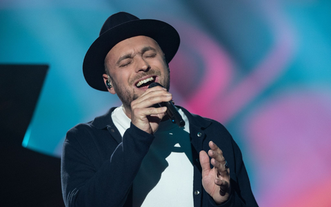 Der deutsche Sänger Max Mutzke kämpft beim deutschen ESC-Vorentscheid um den Startplatz beim Eurovision Song Contest 2024. - Foto: Hendrik Schmidt/dpa-Zentralbild/dpa Der deutsche Sänger Max Mutzke kämpft beim deutschen ESC-Vorentscheid um den Startplatz beim Eurovision Song Contest 2024. - Foto: Hendrik Schmidt/dpa-Zentralbild/dpa