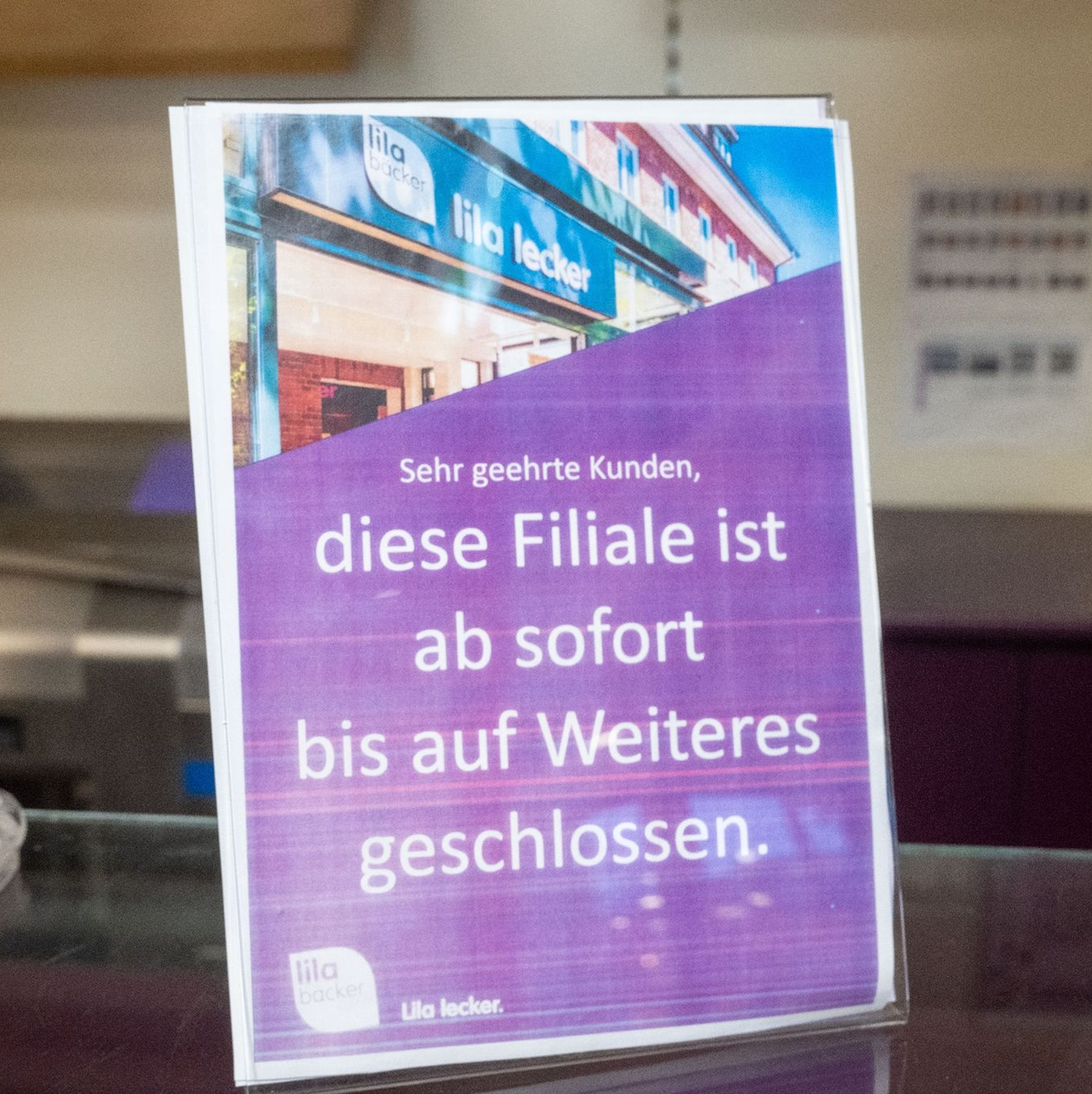 Die Bäckereikette hat schon lange mit finanziellen Schwierigkeiten zu kämpfen. - Foto: Stefan Sauer/dpa